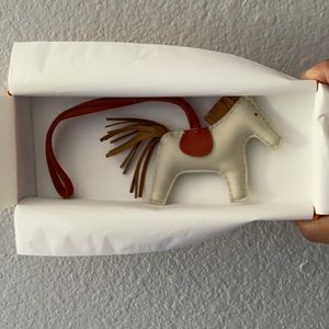 Hermes Rodeo